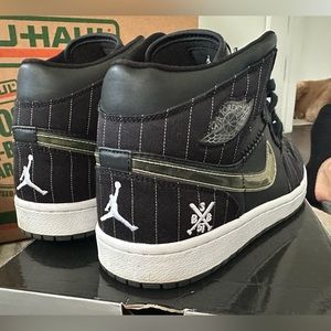 Jordan Retro 1 Men’s Barons